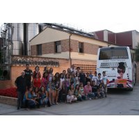 SOMONTANO CELEBRA EL DA EUROPEO DEL ENOTURISMO CON UN BUS DEL VINO ESPECIAL