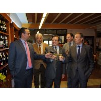 EL EMBAJADOR DE CHINA EN ESPAA VISITA LA D.O. SOMONTANO